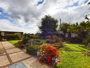 Side Garden- click for photo gallery